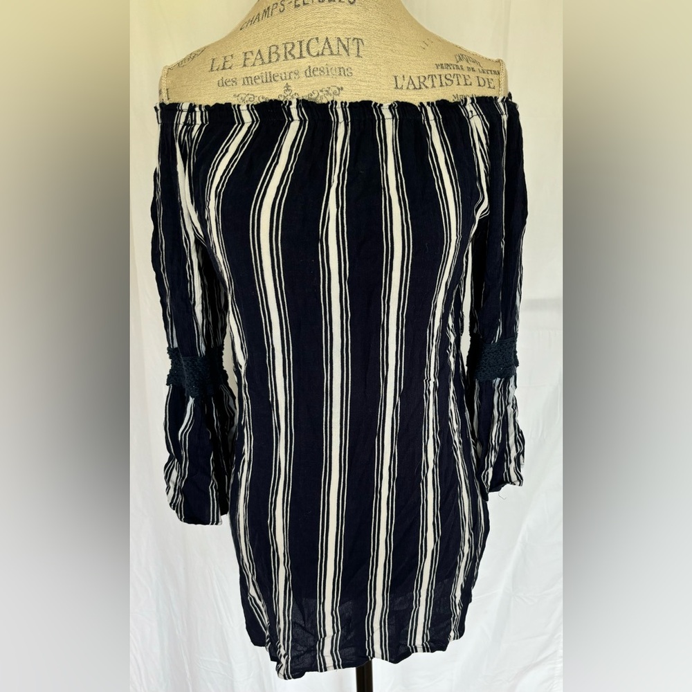 Speed Control Womens Off The Shoulder Bell Sleeve Blouse in Navy/White SzS